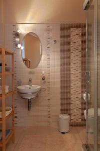 Ванная комната в Elaia Boutique Apartments