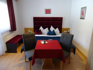 Posezení v ubytování Hotel Restaurant Rosengarten