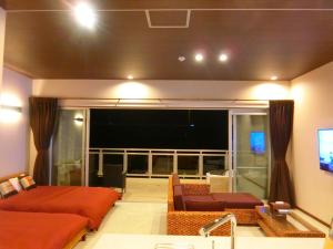 Gallery image of Oceans Cottage in Nago