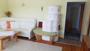 Część wypoczynkowa w obiekcie Ferienwohnung Szöky