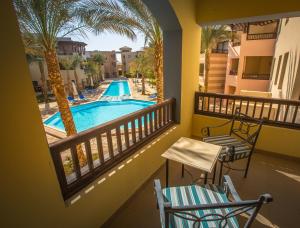 The swimming pool at or close to Marina Residence Suites Port Ghalib