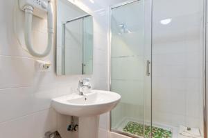 Kúpeľňa v ubytovaní Roma Enrico Guesthouse