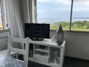 Imagen de la galería de Punta del Este Vista al Mar, 3 Ambientes en Playa Mansa Parada 9, en Punta del Este