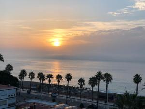 Luxury beachfront apartment in Benalmadena Costa, Benalmádena ...