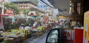 本尼的城市酒店餐厅或其他用餐的地方