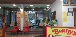 本尼的城市酒店的休息区