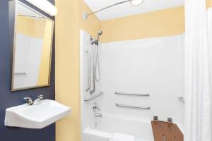 Foto dalla galleria di Microtel Inn & Suites - Kearney a Kearney