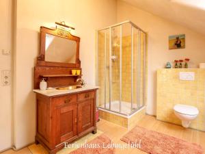 Koupelna v ubytování Lehmgefühl, Design Vier, La Petite Maison