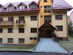 Budova, kde se apartmán nachází