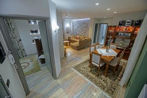 Posezení v ubytování Vila Dhimitri + 20 fotografií