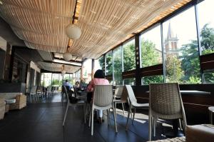 A seating area at Drake