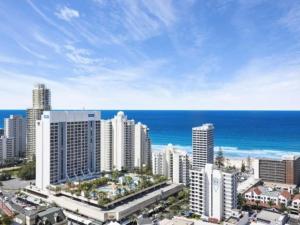 Gallery image of Beach Stay - Ocean & Riverview resort Chevron Renaissance central Surfers Paradise in Gold Coast