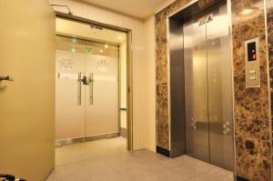 Foto Soulis asuva majutusasutuse OYO Hostel Myeongdong 3 galeriist
