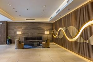 Area soggiorno di C Suites at Mactan Newtown