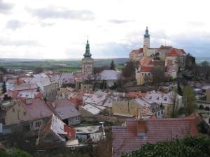 Nespecifikovaný výhled na destinaci Mikulov nebo výhled na město při pohledu z apartmánu
