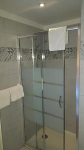 A bathroom at Hotel Macchia e Mare