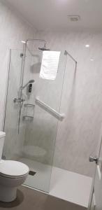 Bilik mandi di Cahir House Hotel +37 gambar