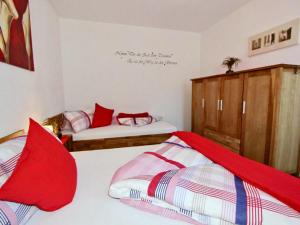 Postel nebo postele na pokoji v ubytování Ferienwohnung Kirschner + 17 fotografií