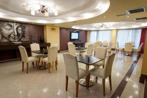 Gallery image of Nefeli Hotel Alimos in Athens