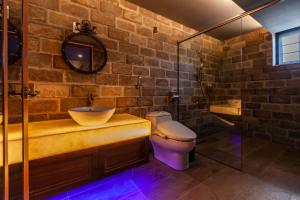 Et bad på Hogwarts Castle Guest House