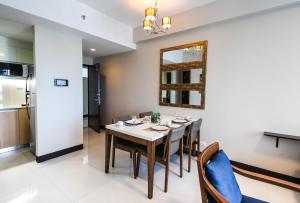 Cucina o angolo cottura di C Suites at Mactan Newtown
