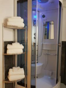 Ένα μπάνιο στο Suite Home 5 Terre