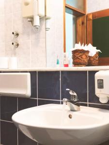 Bagno di Hotel Imzit Dobrinja