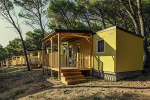 Fotografie z fotogalerie ubytování Mobile Homes Camp Baško Polje - Adriatic Kampovi v destinaci Baška Voda
