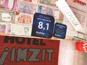 Certificato, attestato, insegna o altro documento esposto da Hotel Imzit Dobrinja