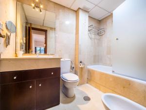 A bathroom at MALAGA CENTER EXPERIENCE - Premium Apartment