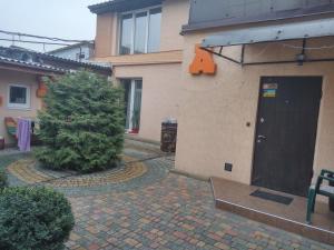 Budova, kde se aparthotel nachází