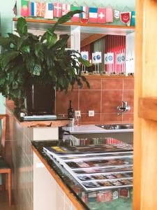 Cucina o angolo cottura di Hotel Imzit Dobrinja