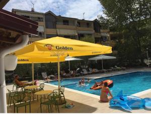 Piscina di Hotel Pishat e Buta o nelle vicinanze