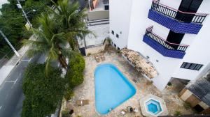 Bazén v ubytování Hotel Brisa Rio nebo v jeho okolí