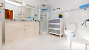 Łazienka w obiekcie Villa BEL by Mallorca Villa Selection