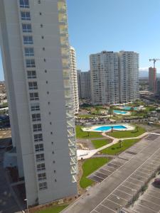 コキンボにあるDepartamento temporadaの高層ビルが立ち並ぶ都市の航空写真