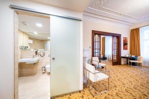 Koupelna v ubytování Grandium Hotel Prague