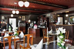 Lounge nebo bar v ubytování Hotel Rødding