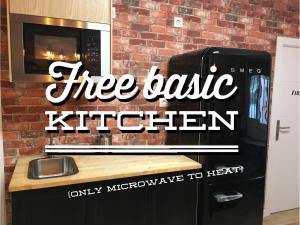 Kuchyň nebo kuchyňský kout v ubytování Practical room: Barcelona-Fira-Airport