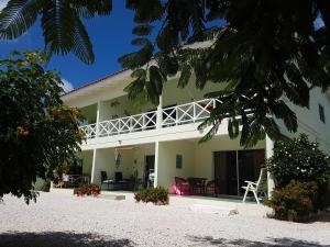 The building in which Az apartmant is located