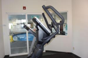 Fitness centrum a/nebo fitness zařízení v ubytování Travelodge by Wyndham, Newberg