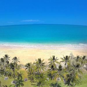 Gallery image of ABSOLUTE BEACH FRONT MACKAY - Blue Pacific in Mackay