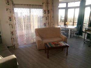 Część wypoczynkowa w obiekcie Appartemento ALAMO PLAYA LA FOSSA