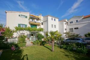 Zahrada ubytování Apartments Zanze