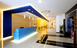 De lobby of receptie bij Zodiak Paskal by KAGUM Hotels