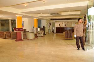 Ramada Katunayakeのロビーまたはフロント