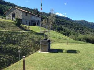 A general mountain view or a mountain view taken from the holiday home