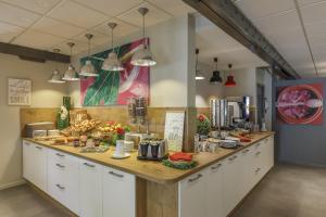 Eldhús eða eldhúskrókur á Hotel Cristol