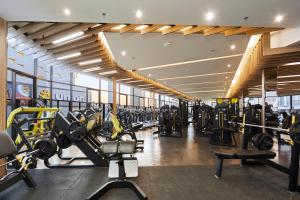 Das Fitnesscenter und/oder die Fitnesseinrichtungen in der Unterkunft The Quarter Ladprao by UHG