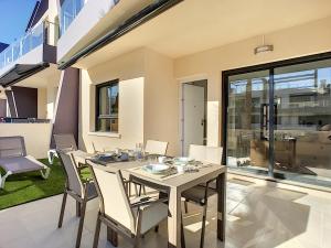 Balkón alebo terasa v ubytovaní Playa Elisa Apartment - Mil Palmeras - 1510
